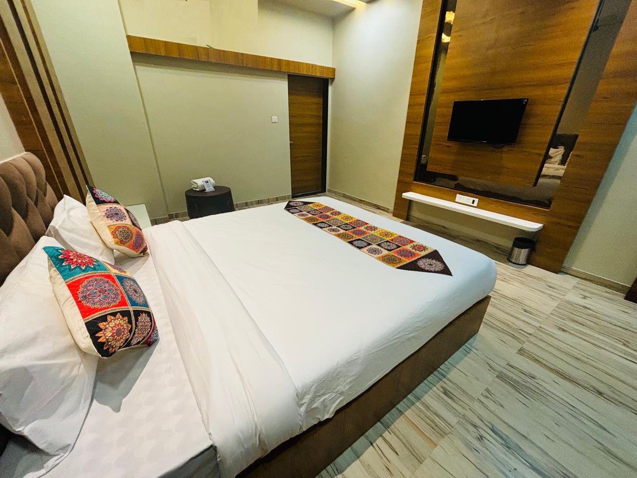 room3 (1)